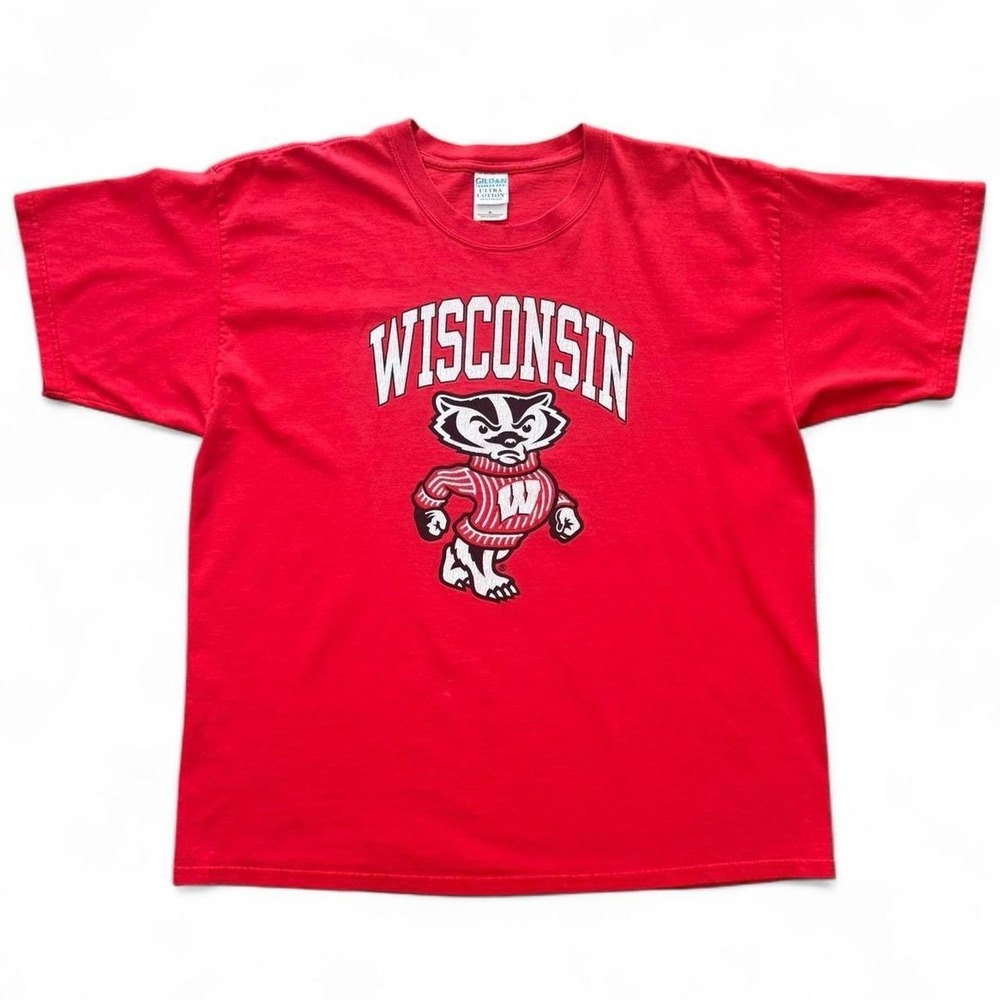 Vintsge Y2K Wisconsin Badgers Red NCAA Football Sports T-shirt XL 24x28"